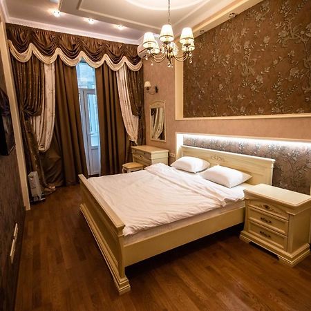 Kyiv Classic Apartment Dış mekan fotoğraf