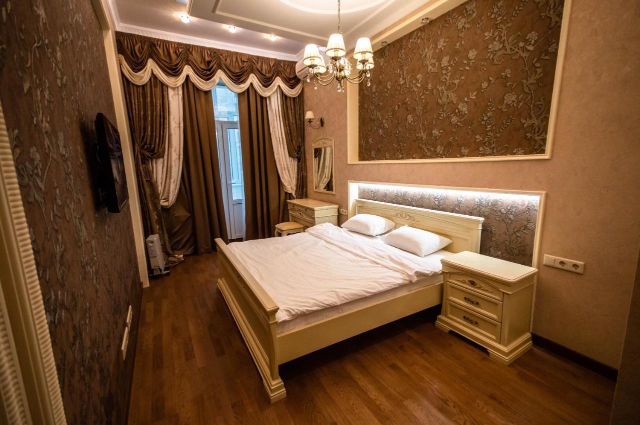 Kyiv Classic Apartment Dış mekan fotoğraf