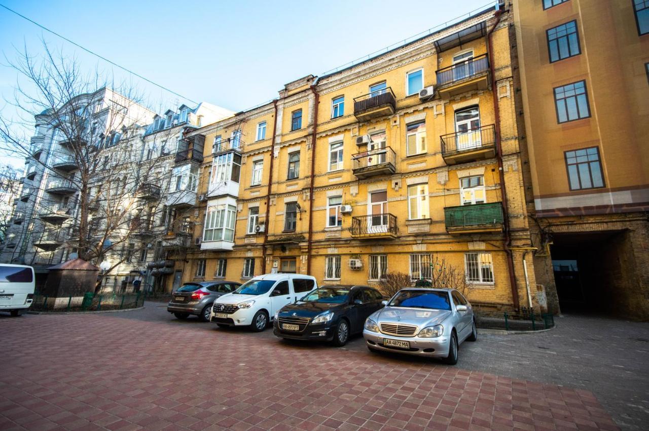 Kyiv Classic Apartment Dış mekan fotoğraf