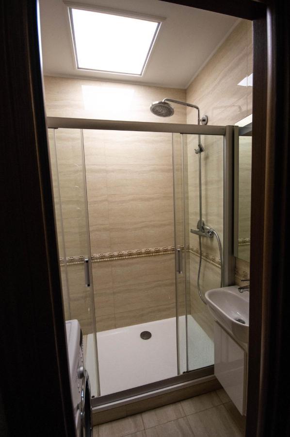 Kyiv Classic Apartment Dış mekan fotoğraf
